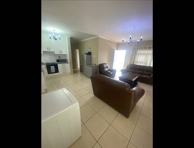 3 BEDROOM FREESTANDING FOR SALE IN WOODLANDS